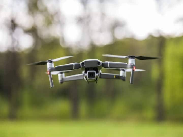 Drone Insurance Policy And Drone Insurance Companies Drone Insurance: कार-बाइक की तरह ड्रोन का करा सकते हैं बीमा, जानिए क्यों जरूरी होता है इंश्योरेंस कवर