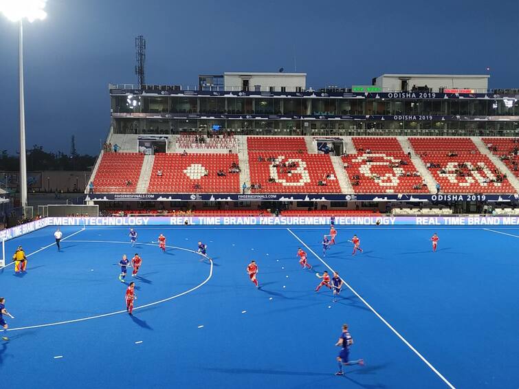 Hockey World Cup Odisha: Why is the sport played on blue turf? Full Detaile Here Hockey World Cup Odisha: ஹாக்கியில் நீல நிற புற்தரையை பயன்படுத்துவது ஏன்? விளக்குகிறது இந்த தொகுப்பு..!