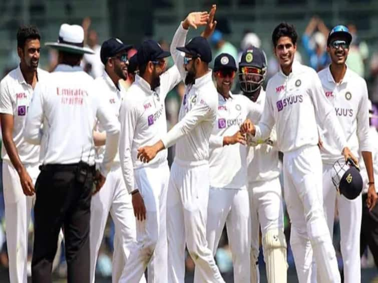 IND vs AUS: India name 17 member squad for first two Australia Tests IND vs AUS: ஆஸ்திரேலியாவுக்கு ஆப்பு வைக்க இவர்கள்தான் சரி.. இரண்டு டெஸ்ட் போட்டிக்கான இந்திய அணி அறிவித்த பிசிசிஐ!