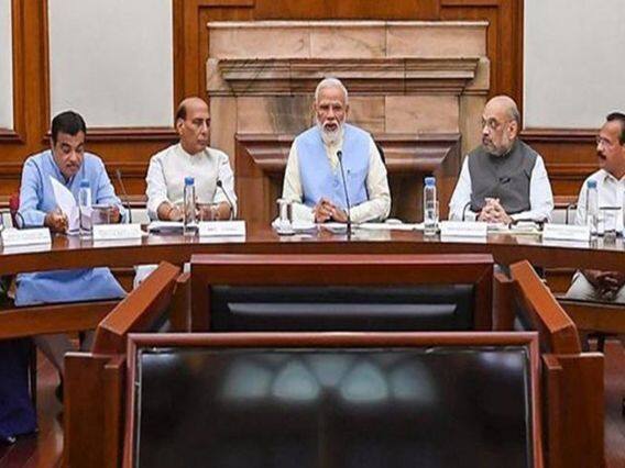 Cabinet Reshuffle: Preparing for Prime Minister Modi's cabinet reshuffle, who will stay and who will go? Cabinet Reshuffle: વડાપ્રધાન મોદીના કેબિનેટમાં ફેરબદલની તૈયારી, કોણ રહેશે અને કોણ જશે? 