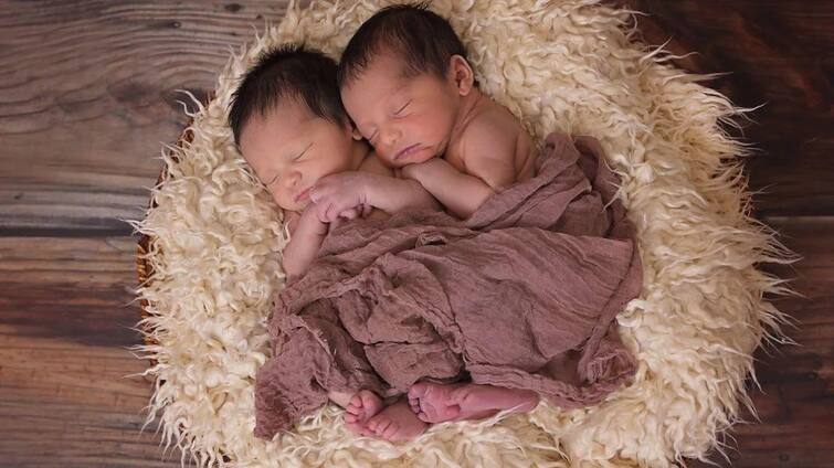 city of twins in igbo ora city of nigeria every family have twin babies know entire details marathi news City of Twins : जगातलं असं शहर जिथे प्रत्येक घरात जुळी मुलं जन्मतात; यामागचं कारण नेमकं काय? वाचा सविस्तर
