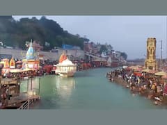 Makar Sankranti 2023: Devotees Take Holy Dip In River Ganga To Mark Celebrations — SEE PICS
