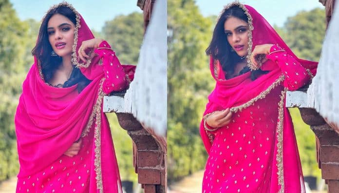 Neha Malik Pics: ਨੇਹਾ ਮਲਿਕ ਭੋਜਪੁਰੀ ਇੰਡਸਟਰੀ ਦੀ ਮਸ਼ਹੂਰ ਅਦਾਕਾਰਾ ਹੈ। ਅਭਿਨੇਤਰੀ ਨੇਹਾ ਮਲਿਕ ਨੇ ਆਪਣੀ ਖੂਬਸੂਰਤੀ ਦਾ ਜਾਦੂ ਇਸ ਤਰ੍ਹਾਂ ਪ੍ਰਸ਼ੰਸਕਾਂ 'ਤੇ ਪਾਇਆ ਹੈ ਕਿ ਉਸ ਦੀਆਂ ਤਸਵੀਰਾਂ ਸ਼ੇਅਰ ਕਰਦੇ ਹੀ ਵਾਈਰਲ ਹੋ ਜਾਂਦੀਆਂ ਹਨ।