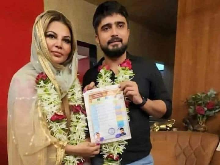 Adil Khan Durrani accepted marriage with Rakhi Sawant says he is convincing his family Finally!! आदिल खान ने Rakhi Sawant संग अपनी शादी को किया कबूल, बोले- ‘परिवार को मनाने में लगा हूं’