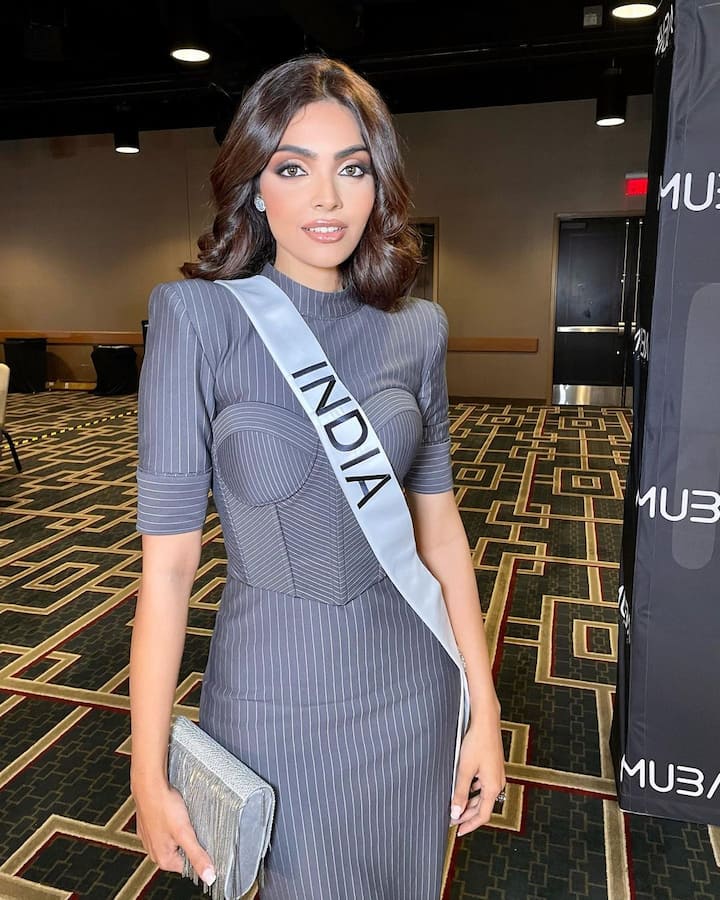 भारतात हा कार्यक्रम JKN 18 हे चॅनेल आणि युट्यूबवर पाहता येईल. तसेच VOOT वर ऑनलाईनही हा कार्यक्रम पाहता येईल. (PC : DivitaRai/instagram)