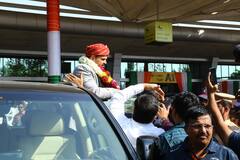 In Pics : खासदार बृजभूषण सिंह  महाराष्ट्र केसरी स्पर्धेसाठी पुण्यात दाखल; विमानतळावर दणक्यात स्वागत