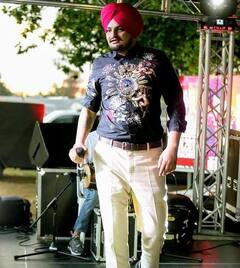 Sidhu Moose Wala: ਸਿੱਧੂ ਮੂਸੇਵਾਲਾ ਦਾ ਨਾਂ ਦੁਨੀਆ ਦੇ ਟੌਪ 5 ਰੈਪਰਾਂ 'ਚ ਸ਼ਾਮਲ, ਡਰੇਕ ਨੂੰ ਪਛਾੜ ਹਾਸਲ ਕੀਤਾ ਇਹ ਮੁਕਾਮ