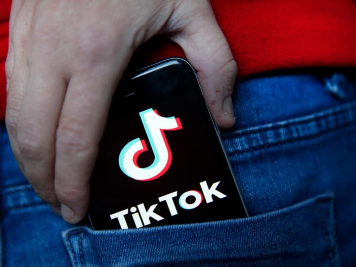 TikTok Ban Australia Government Phone Safety User Data China Hack ByteDance TikTok Banned By Australia On Govt Phones: Reports