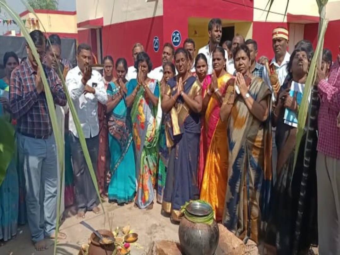 சமத்துவபுரத்தில் சமத்துவ பொங்கல் வைத்து கொண்டாட்டம்