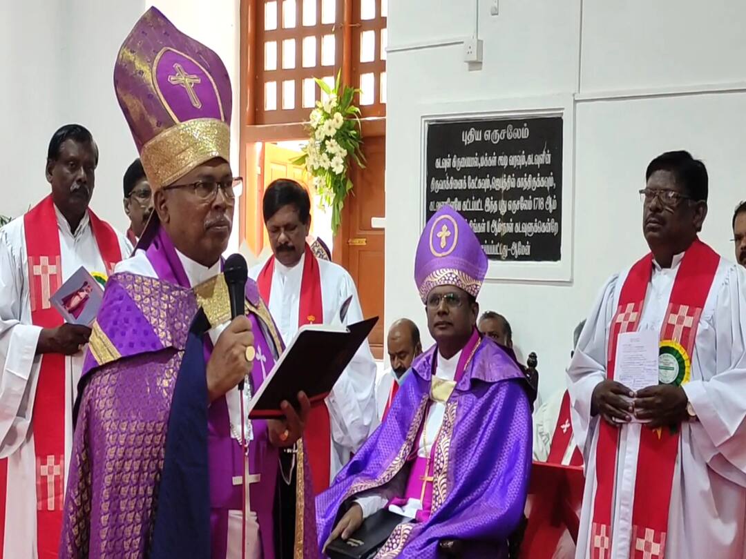 mayiladuthurai tharangambadi Even as Christians, we should live in unity in the country with the feeling of being Indian Christian Empire as archbishop கிறிஸ்தவர்களாக இருந்தாலும், இந்தியன் என்ற உணர்வுடன் ஒற்றுமையுடன் வாழ வேண்டும் - புதிய பேராயர்