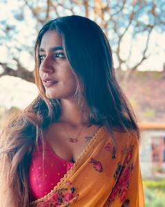 Priya Prakash Varrier: ట్రెడిషనల్ లుక్ లో ప్రియా అదిరింది
