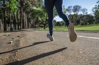 Health Tips : मॅरेथॉनमध्ये धावण्यासाठी योग्य आहार कसा घ्यावा? वाचा डॉक्टरांचा सल्ला