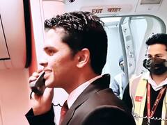 फ्लाइट में अनाउंसमेंट के दौरान शायर बने पायलट, दो खास महमानों का इस तरह किया स्वागत- Video