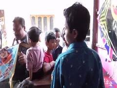 Photo : नांदेडमध्ये मकरसंक्रांती निमित्त पतंग उडवण्याची धूम, थोरा- मोठ्यांसह लहानग्यांचीही पतंगबाजीसाठी चढाओढ