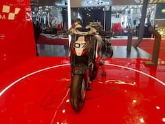 Auto Expo 2023: ઓટો એક્સ્પૉમાં દેખાઇ 200km/h ની સ્પીડ વાળી ઇલેક્ટ્રિક કૉન્સેપ્ટ બાઇક, જુઓ તસવીરો