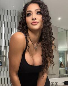 Namrita Malla PHOTO: નમ્રતા મલ્લાએ ફરી બોલ્ડ તસવીરો શેર કરી ચાહકોને કર્યા ઘાયલ