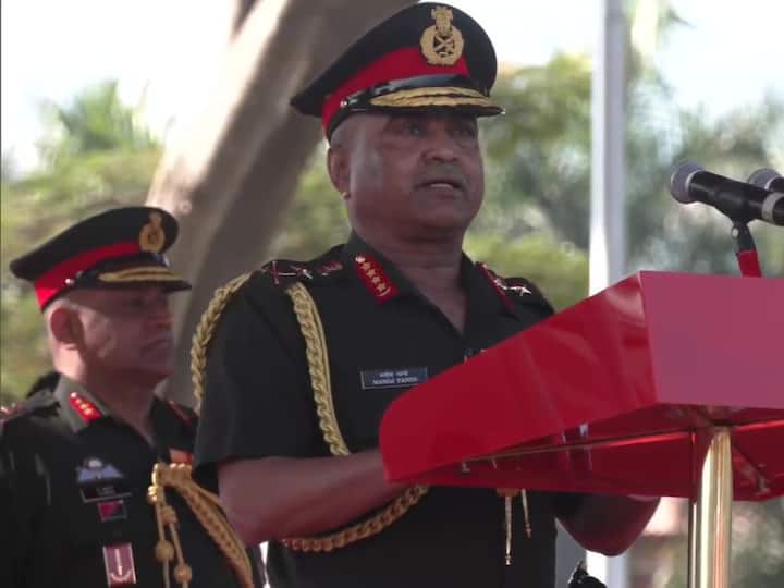 Indian Army Day 2023 Army Chief Manoj Pandey says New terrorist organizations are doing target killing to show their presence Indian Army Day 2023: ఆర్మీకి ఎన్నో సవాళ్లు ఎదురయ్యాయి, అవి దాటుకుని పవర్ పెంచుకున్నాం - ఆర్మీచీఫ్ జనరల్