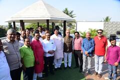 PHOTO: औरंगाबादेत राजकीय नेत्यांची पतंगबाजी