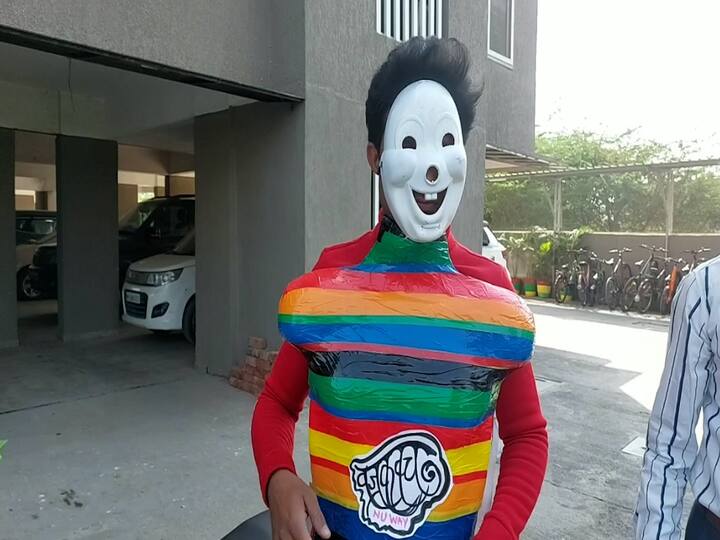 मकर संक्रांतीनिमित्त महाराष्ट्रासह देशभरात पतंग उडवले जातात, बंदी असताना अनेक ठिकाणी चायना मांज्याचा वापर होतो.