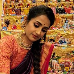 Actrss Laya: అమెరికాలో నటి లయ సంక్రాంతి వేడుకలు