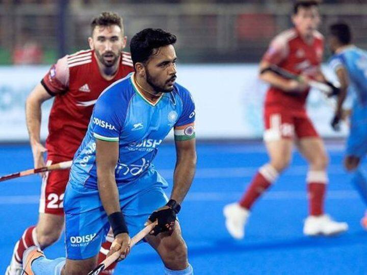 या विश्वचषकात 16 संघ सहभागी होत आहेत. यात चार गट तयार करण्यात आले असून प्रत्येक गटामध्ये चार संघ आहेत.