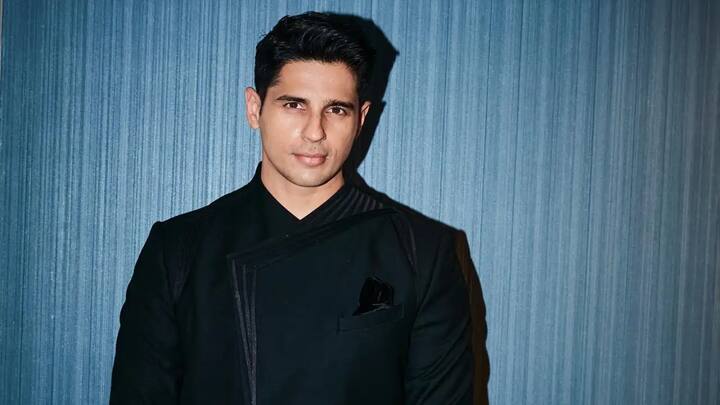 Sidharth Malhotra : सिद्धार्थने हसी तो फसी, एक व्हिलन, कपूर अॅन्ड सन्स, इत्तेफाक, मरजावां, शेरशाह अशा अनेक लोकप्रिय सिनेमांत काम केलं आहे.