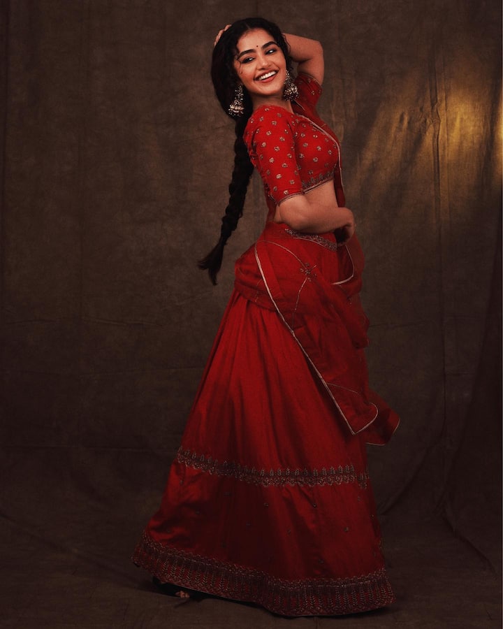 అంతకు ముందు ‘కార్తికేయ-2‘తో పాన్ ఇండియా రేజింగ్ గుర్తింపు తెచ్చుకుంది. Photo Credit: Anupama Parameswaran/Instagram