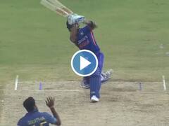 Kohli Stunning Six: कोहली ने अद्भुत शॉट खेल जड़ा सिक्स, स्टेडियम में मौजूद हर कोई हुआ हैरान! बार- बार देखेंगे वीडियो