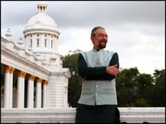 चौथी बीवी के साथ कैसी जिंदगी गुजार रहे कबीर बेदी? जानकर रह जाएंगे हैरान