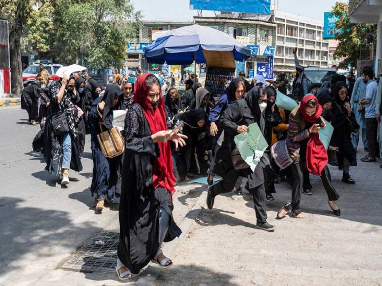 Taliban says Women Rights Not Priority After Education Ban on Afghanistan women பெண்களின் உரிமைகள் எங்களுக்கு முக்கியமல்ல... தலிபான் செய்தித் தொடர்பாளர் அட்டூழியம்