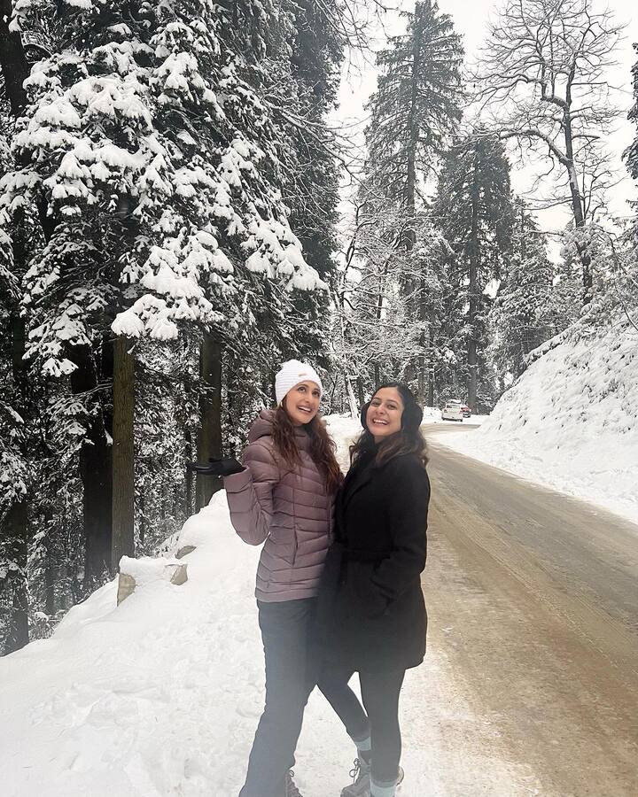 ప్రగ్యా జైస్వాల్ ఫోటోలు  -Image credit: Pragya Jaiswal/Instagram