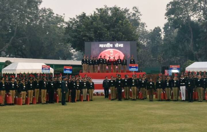 15 जानेवारी 1949 रोजी भारतीय सैन्याची ब्रिटिशांपासून मुक्तता झाली होती. त्यानंतर याच दिवशी जनरल के एम करियप्पा (General K. M. Cariappa) यांना भारतीय लष्कराचा कमांडर इन चीफ म्हणून घोषित करण्यात आलं होतं.