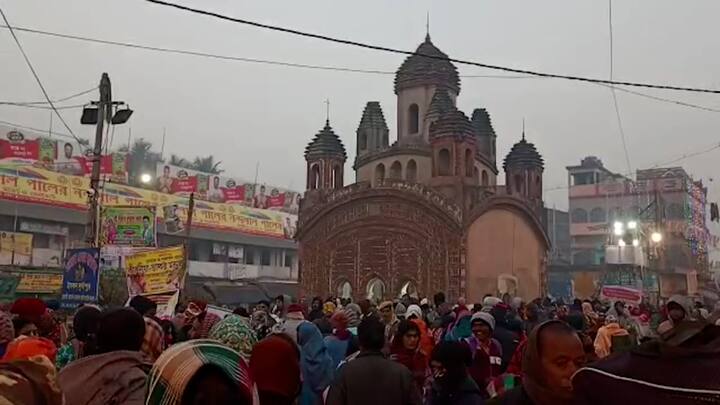 শোনা যায়, কবি জয়দেব সংক্রান্তিতে গঙ্গাস্নান করতে পারেননি৷ কবির জন্য অজয় নদে গঙ্গা প্রবাহিত হয়ে আসে এবং সেখানে তিনি স্নান করেন৷
