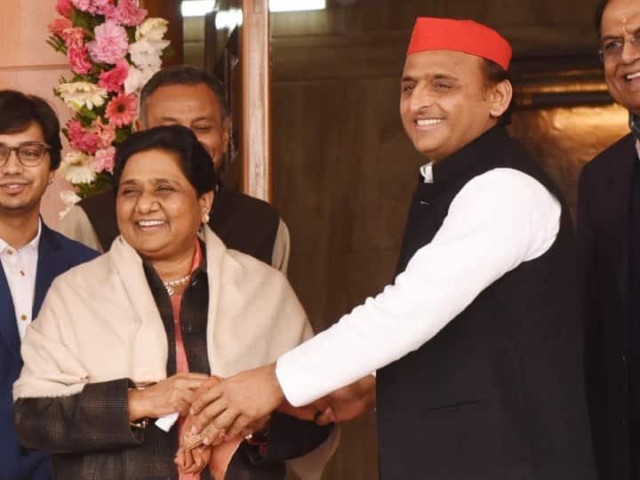 Samajwadi Party Chief Akhilesh Yadav and CM Yogi Adityanath birthday Wishes to BSP Supremo Mayawati Birthday Mayawati Birthday: BSP प्रमुख मायावती के जन्मदिन पर अखिलेश यादव ने दी शुभकामनाएं, सीएम योगी का भी आया संदेश