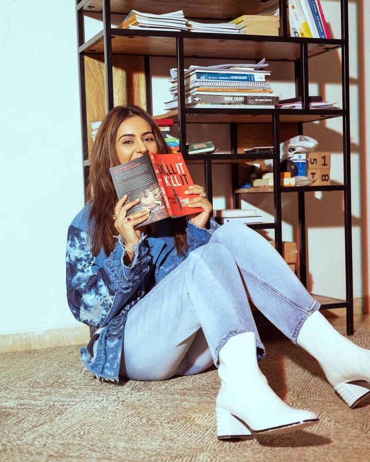 रकुल प्रीत सिंह आज तिच्या उत्कृष्ट अभिनयासाठी ओळखली जाते. तिच्याकडे सध्या अनेक चित्रपट रांगेत आहेत. (फोटो सौजन्य :rakulpreet/इंस्टाग्राम)