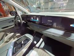 Auto Expo 2023: एमजी ने ऑटो एक्सपो में पेश की MIFA 9 इलेक्ट्रिक एमपीवी, जानिए क्या है इसकी खासियत