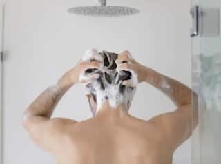 ਨਹਾਉਣ ਵੇਲੇ ਨਾ ਕਰੋ ਇਹ ਗਲਤੀਆਂ, ਨਹੀਂ ਤਾਂ ਜਾਣਾ ਪਵੇਗਾ ਹਸਪਤਾਲ