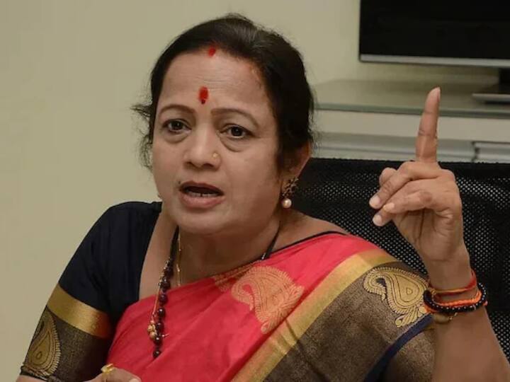 Kishori Pednekar News: मुंबई की पूर्व मेयर किशोरी पेडनेकर और उनके परिवार की बढ़ी मुश्किलें, इस मामले में FIR दर्ज FIR against ex-Mumbai Mayor Kishori Pednekar family and others for cheating forgery mumbai news Kishori Pednekar News: मुंबई की पूर्व मेयर किशोरी पेडनेकर और उनके परिवार की बढ़ी मुश्किलें, इस मामले में FIR दर्ज