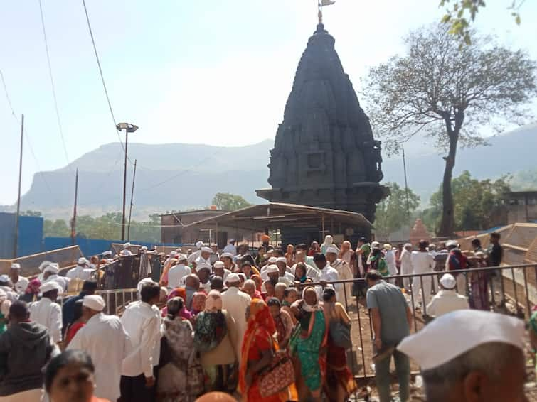 maharashtra news nashik news Trimbakeshwar Saint Nivrittinath Yatra varkari dindi Nashik Trimbakeshwer Yatra : ऑनलाईन दर्शन, निर्मल वारीसह निर्मल दिंडी पुरस्कार, संत निवृत्तीनाथ यात्रा त्र्यंबकेश्वर