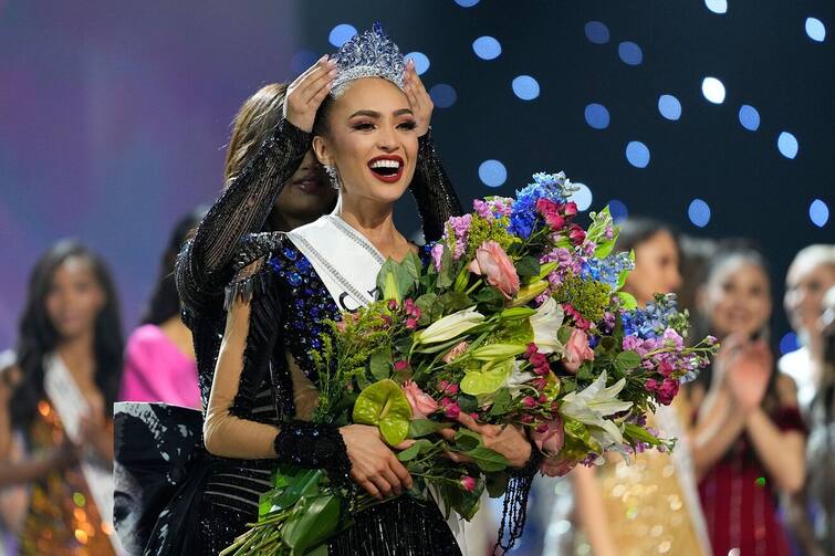 Miss Universe 2022: America's R Bonnie Gabriel became Miss Universe 2022 Miss Universe 2022: ਅਮਰੀਕਾ ਦੀ ਆਰ ਬੋਨੀ ਗੈਬਰੀਅਲ ਬਣੀ ਮਿਸ ਯੂਨੀਵਰਸ 2022, ਹਰਨਾਜ਼ ਸੰਧੂ ਨੇ ਸਿਰ 'ਤੇ ਸਜਾਇਆ ਤਾਜ਼