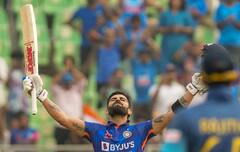 Kohli Record: সচিনের রেকর্ড ভেঙে দিলেন, বাইশ গজে কোহলি ফের কিং