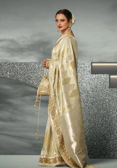 शादी किए बिना मांग में किसके नाम का सिंदूर भरती हैं Rekha? राज जानकर उड़ जाएंगे होश