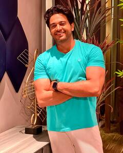 Anupamaa: बहुत पढ़े-लिखे हैं अनुज कपाड़िया, दुनिया के टॉप कॉलेज से की है पढ़ाई, एक्टिंग के लिए छोड़ दिया था हाई पेड जॉब