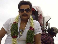 कुछ ऐसा होता है रवि किशन के घर से सेट तक का सफर, लेटेस्ट वीडियो में दिखी खूबसूरत आशियाने की झलक