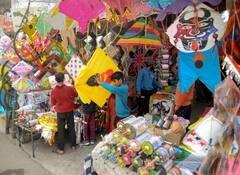 गुजरात में चाइनीज मांझे से 6 लोगों की मौत, किसी की गर्दन की नस कटी तो किसी का गला