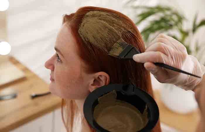 if you are use regularly heena in hair follow also these tips Hair Care Tips: વાળમાં નિયમિત મહેંદી કરો છો? તો આ ટિપ્સ કરો ફોલો નહિતો હેર થશે ડ્રાય