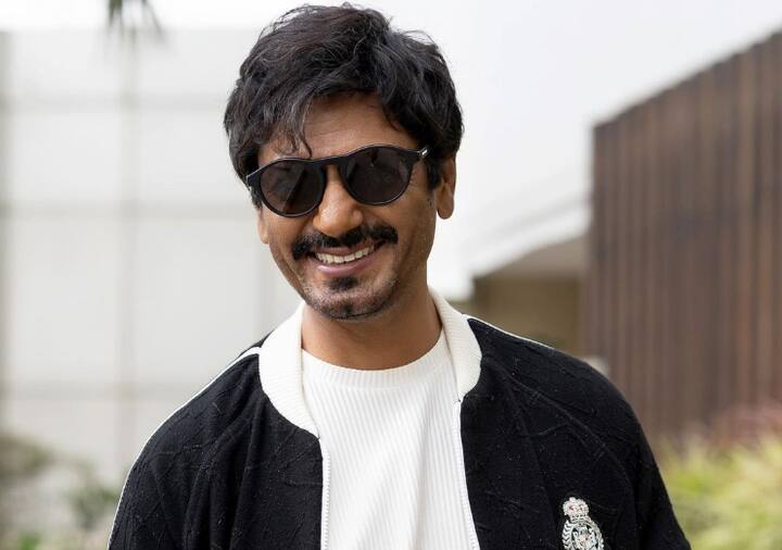 नवाजुद्दीन ने एक्टिंग तो सीख ली, लेकिन मुंबई में काम पाना इतना आसान नहीं था. ऐसे में अपना खर्च निकालने के लिए उन्हें वॉचमैन की भी नौकरी करनी पड़ी थी.