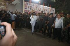 CM Eknath Shinde: चौकार... षट्कार... मुख्यमंत्री एकनाथ शिंदेंची क्रिकेटच्या मैदानात जोरदार बँटिंग, चौफेर फटकेबाजी!