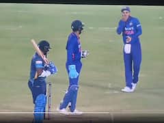 IND vs SL, 3rd ODI: அபாரமாக பந்து வீசிய ஸ்ரேயஸ்; சர்ப்ரைஸ் ஆன விராட் கோலி..! வைரலாகும் வீடியோ..!