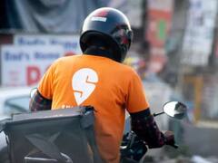 कुत्ते के हमले से बचने के लिए फूड डिलीवरी बॉय ने लगाई थी तीसरी मंजिल से छलांग, इलाज के दौरान मौत